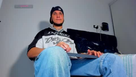 Snapshot of austin_curry chatting on 06.03.26 A online show from 06.03.26