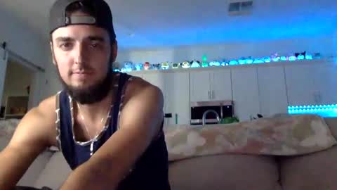 Snapshot of austincutieyes chatting on 09.11.25 AudiEna online show from 09.11.25