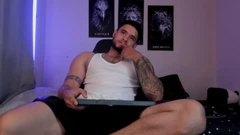 AustinTorres  online show from 11.21.25