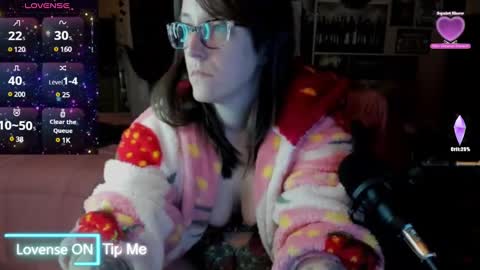 Snapshot of autumn563 chatting on 12.14.24 Autumn online show from 12.14.24