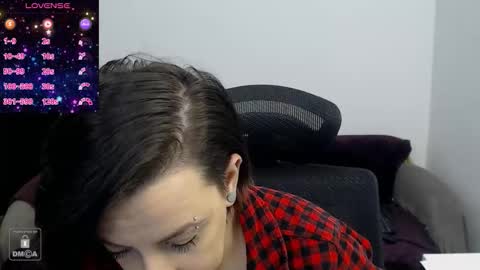 AutumnOpal online show from 12.04.25