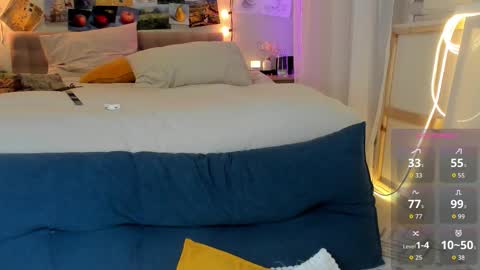 Ava online show from 10.03.25