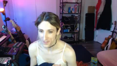 Ava online show from 05.07.26