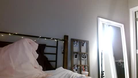 Snapshot of avaashley chatting on 12.17.25 Ava Ashley online show from 12.17.25