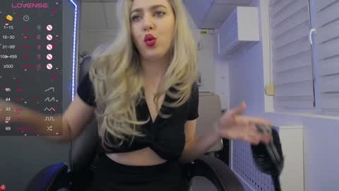    online show from 02.08.25