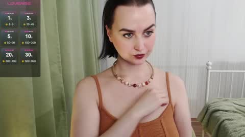 Snapshot of avaedenn chatting on 12.16.24 Ava online show from 12.16.24