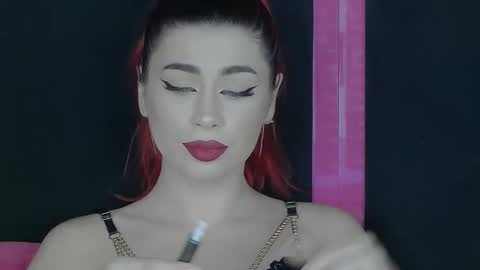Ava Reina online show from 10.13.25