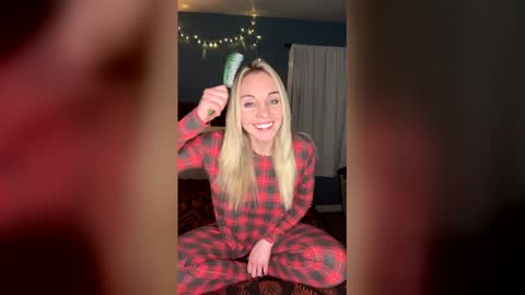 Ava Rose online show from 01.07.26