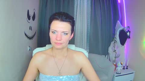 avasaturnian online show from 10.29.25