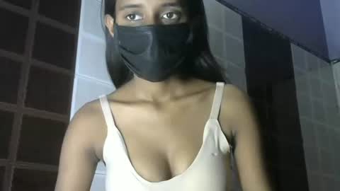 avery_lust01 online show from 05.19.26