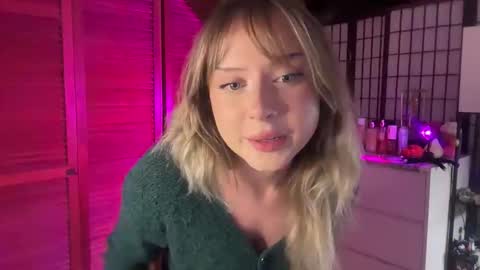 Avery  online show from 11.06.25