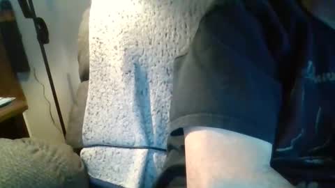 avguncut73333 online show from 11.30.25