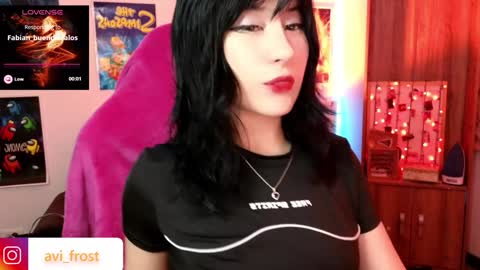 Snapshot of avi_frost chatting on 01.14.25 Saraaaa independent model 3 online show from 01.14.25