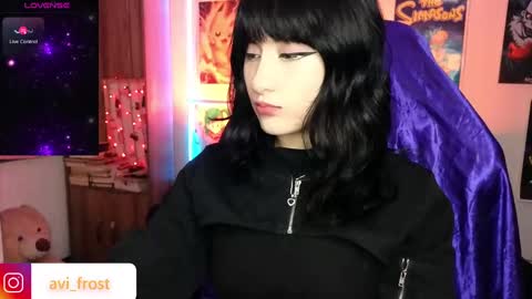 Snapshot of avi_frost chatting on 03.03.25 Saraaaa independent model 3 online show from 03.03.25