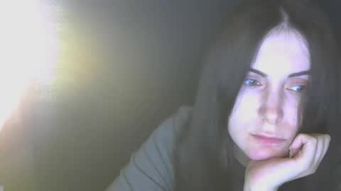 avialenne online show from 04.07.26