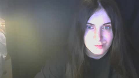 avialenne online show from 04.08.26