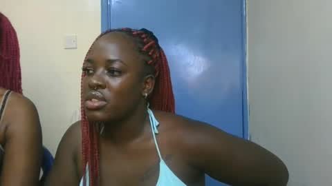 Snapshot of avian_babe1 chatting on 06.18.26 avian_babe1 online show from 06.18.26