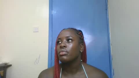 Snapshot of avian_babe1 chatting on 06.18.26 avian_babe1 online show from 06.18.26