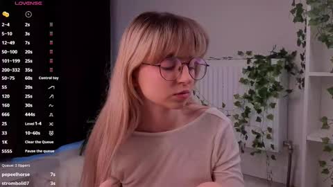 aviaveavi online show from 03.30.26