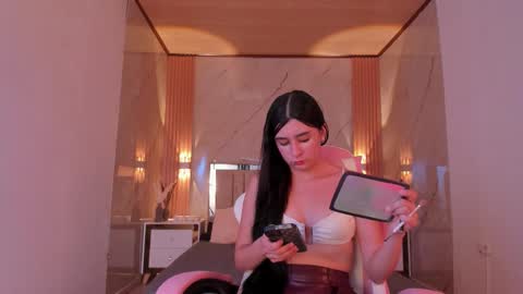 Snapshot of avigail_xo chatting on 02.03.26 Avigail online show from 02.03.26