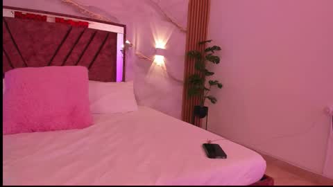 Snapshot of avigail_xo chatting on 02.13.26 Avigail online show from 02.13.26