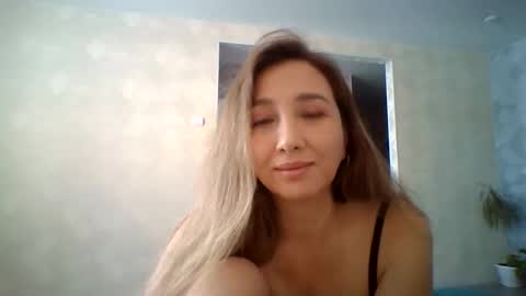 Snapshot of avinelra chatting on 04.10.26 avinelra online show from 04.10.26