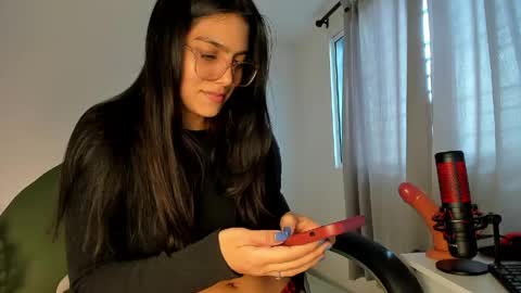   Follow me  Pvt and c2c is on  online show from 04.18.26