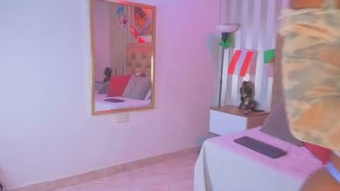 Snapshot of avis_lara chatting on 06.23.26 AVIS online show from 06.23.26