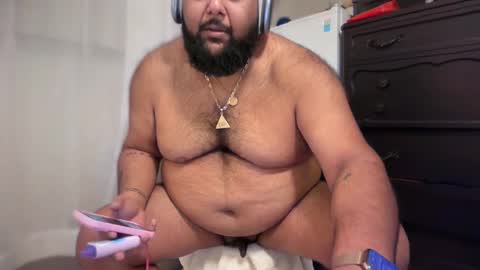 Snapshot of avithesecretary chatting on 11.02.25 Indianchub online show from 11.02.25