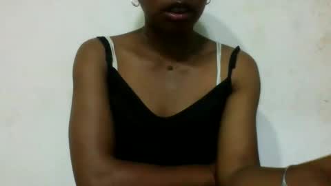 Snapshot of avontsoaldy chatting on 10.18.25 avontsoaldy online show from 10.18.25