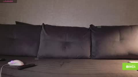 Snapshot of avr0ria chatting on 02.07.26 avr0ria online show from 02.07.26