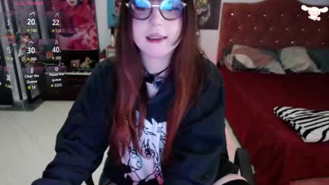 Abril online show from 12.15.25