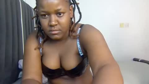 Avril online show from 02.16.26