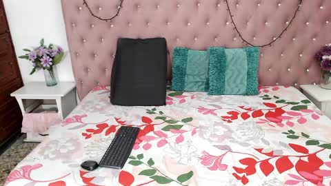 Avril... online show from 03.31.26