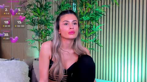 AVRILL CYRUX online show from 01.02.25