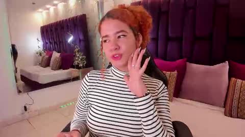 Avril  online show from 11.28.25