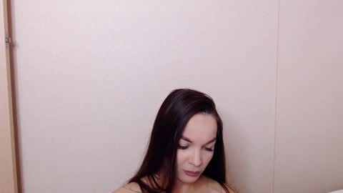 Avrora Inst online show from 02.16.25