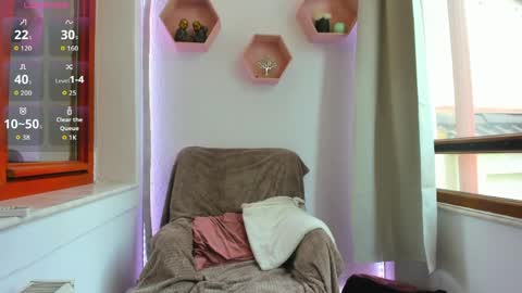 Jolie online show from 04.04.26