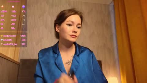 Snapshot of aww_burn chatting on 12.10.24 Tris online show from 12.10.24