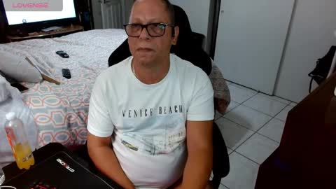 Alex online show from 04.15.26