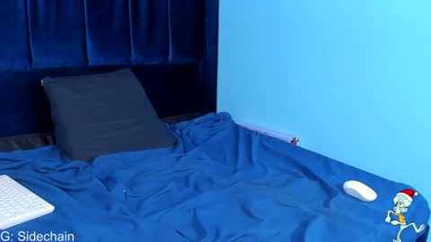 Axel cifer online show from 12.18.24