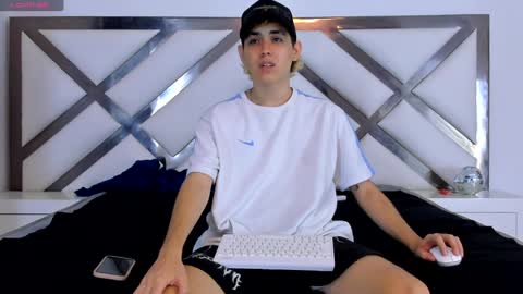 Axel cifer online show from 01.24.25