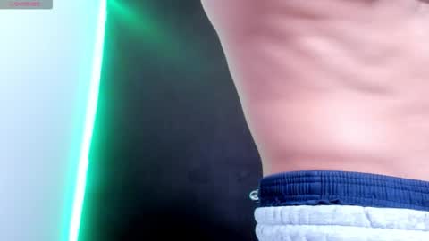 axel davis  online show from 11.26.25