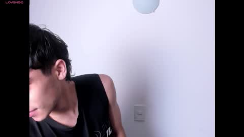 axel davis  online show from 11.30.25