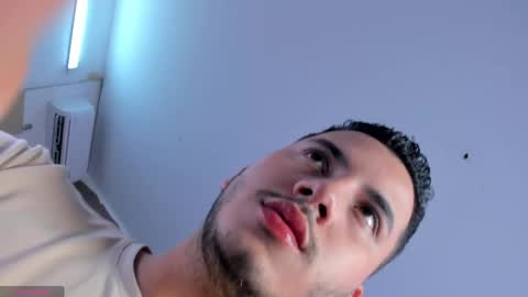 axel_grey_ online show from 04.05.26