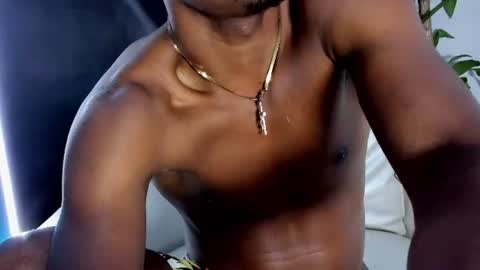 axel_hunter1 online show from 06.22.26