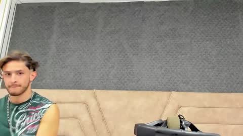 Snapshot of axel_porn_ chatting on 04.13.26 Axel online show from 04.13.26