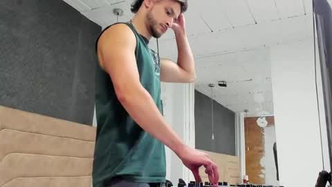 Snapshot of axel_porn_ chatting on 04.16.26 Axel online show from 04.16.26