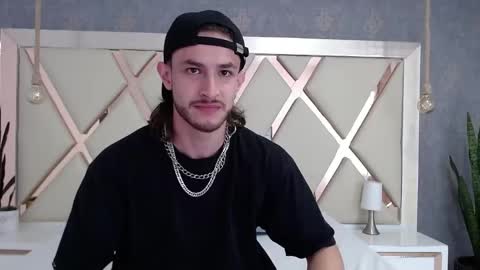 Axel  online show from 05.31.26