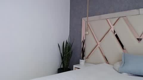 Axel  online show from 05.31.26